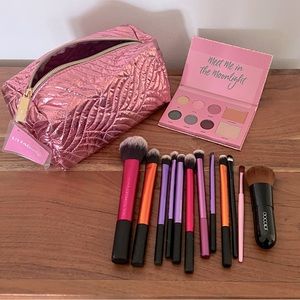 Real Techniques Makeup Brush Haul w/ eye and face palette and makeup bag.